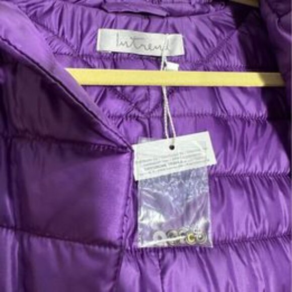 Intrend Italian Light Puffer Jacket [Size L/10-12] Brand New - Picture 3 of 8